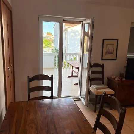 Appartement Antique Petrcane